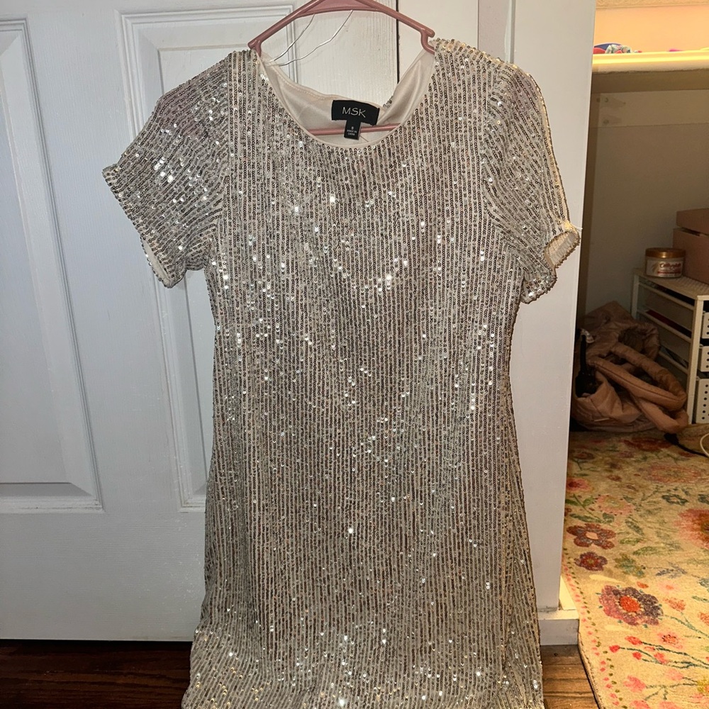MSK Silver Sequin Sheath Dress for Weddings